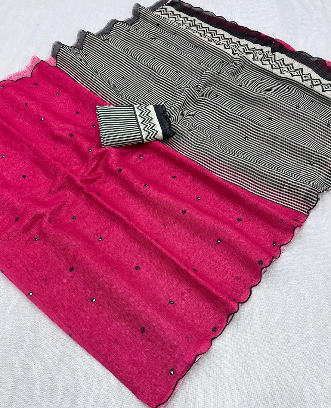 soft linen cotton digital printed saree.